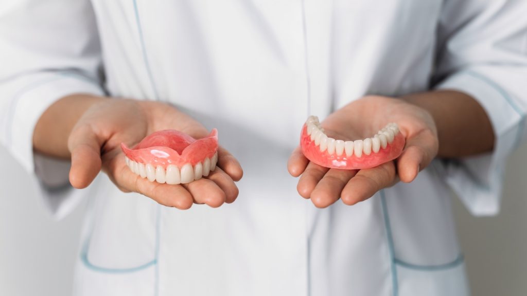 What Are Dentures