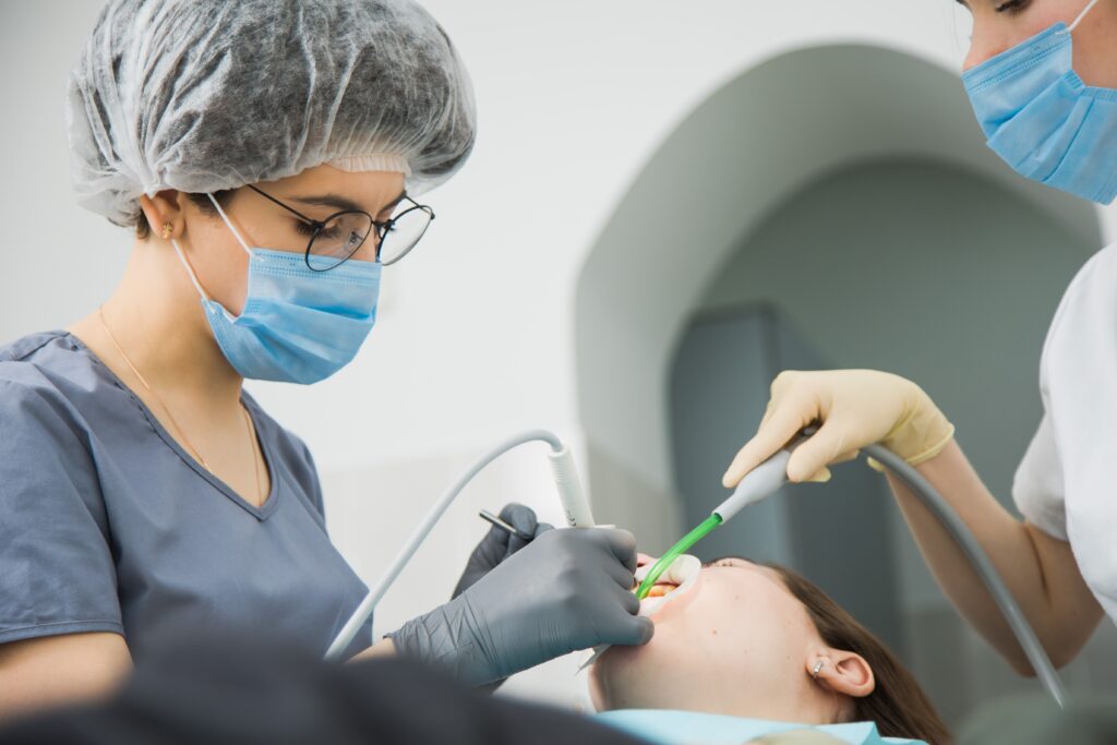 dental-sealant-application