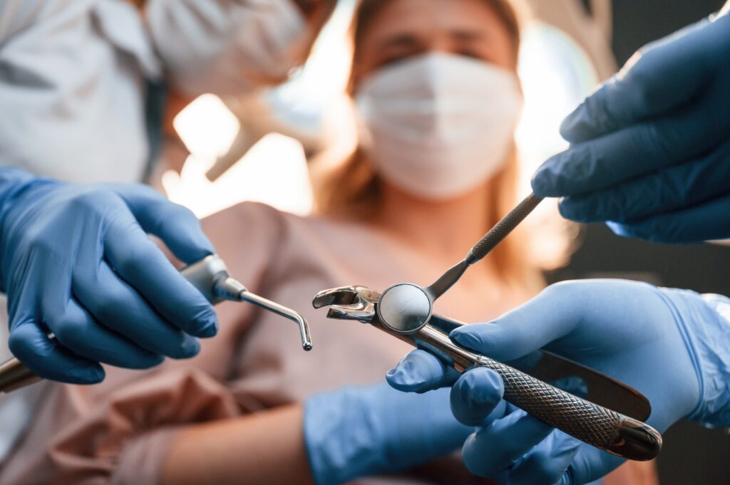 tooth-extraction-service