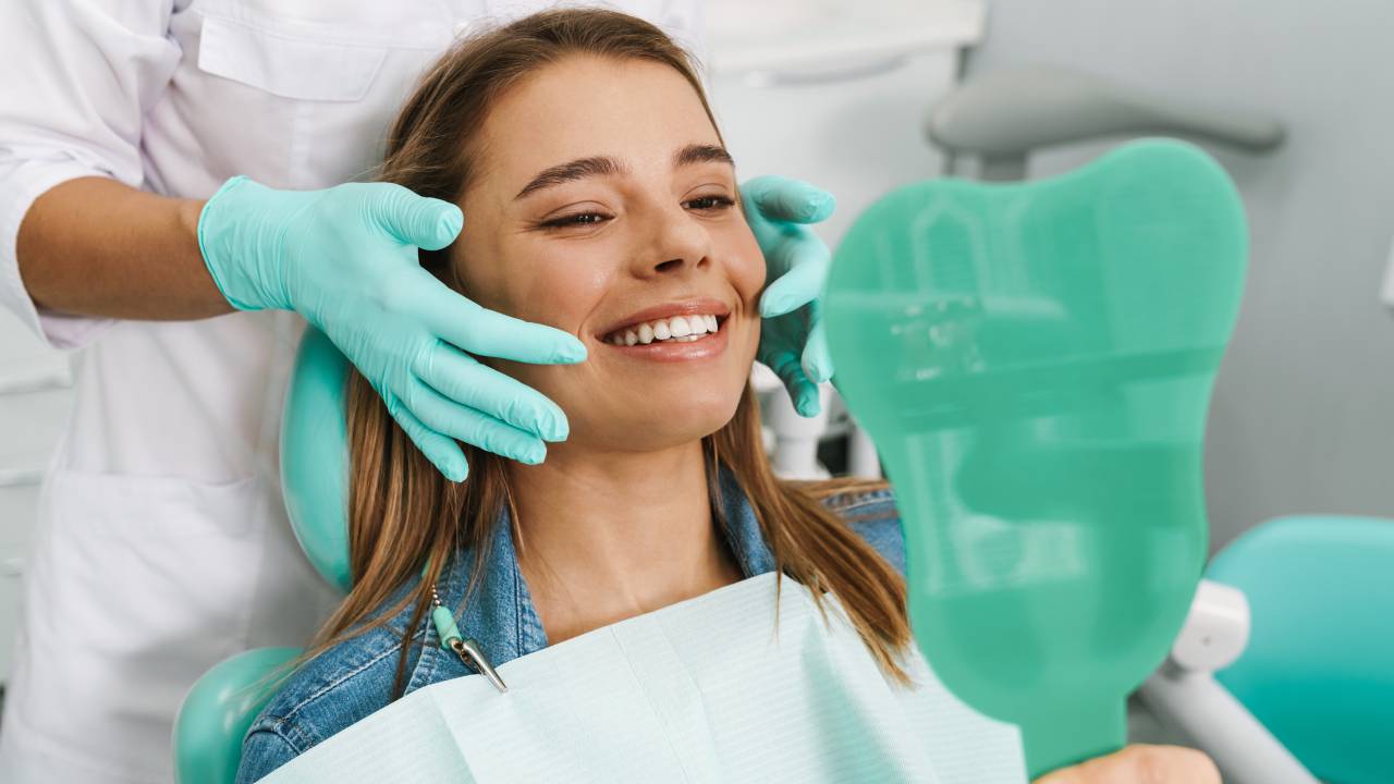 Unlock a Radiant Smile with a Cosmetic Dental Evaluation